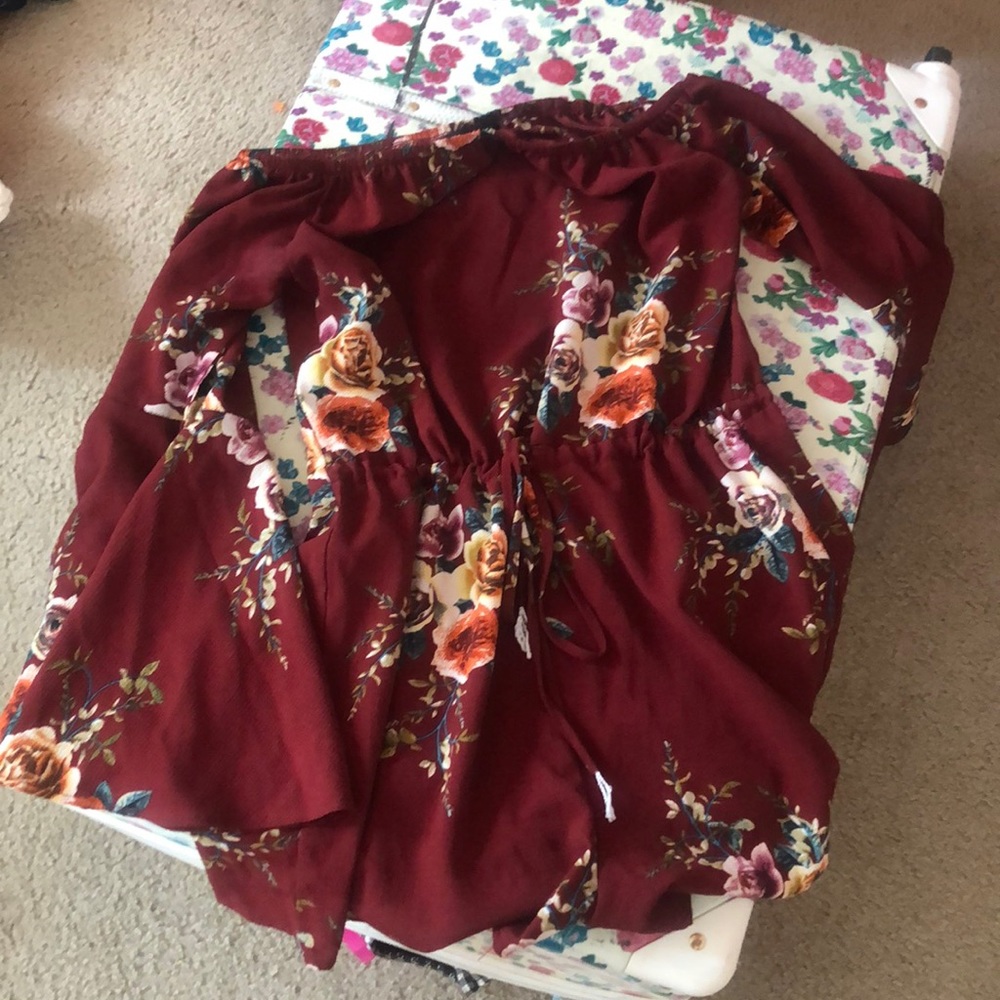 Boutique Floral romper, cute